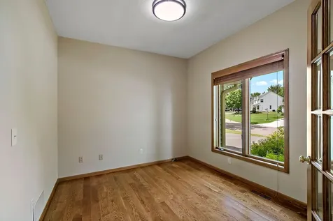 16599 Imperial Court Lakeville MN 55044