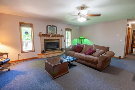 301 2nd Avenue SW Barnesville MN 56514