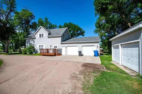 301 2nd Avenue SW Barnesville MN 56514