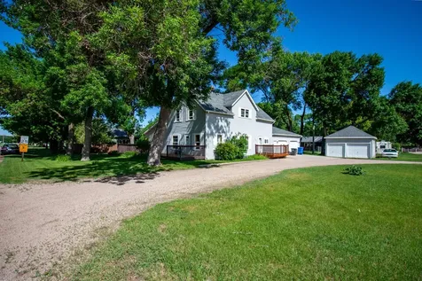 301 2nd Avenue SW Barnesville MN 56514