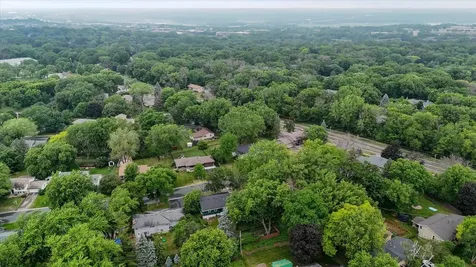 13009 Lakeview Drive Burnsville MN 55337
