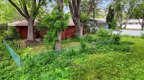 13009 Lakeview Drive Burnsville MN 55337