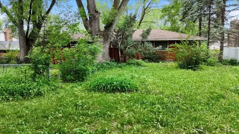 13009 Lakeview Drive Burnsville MN 55337