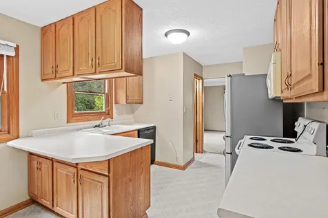 51 Luella Street S Saint Paul MN 55119