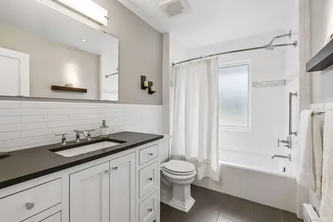4711 Dupont Avenue S Minneapolis MN 55419