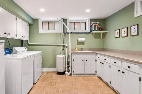 4711 Dupont Avenue S Minneapolis MN 55419