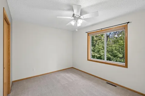 441 Pleasant Lane Chaska MN 55318