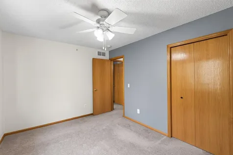 441 Pleasant Lane Chaska MN 55318