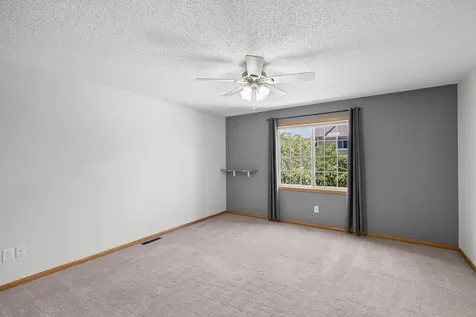 441 Pleasant Lane Chaska MN 55318