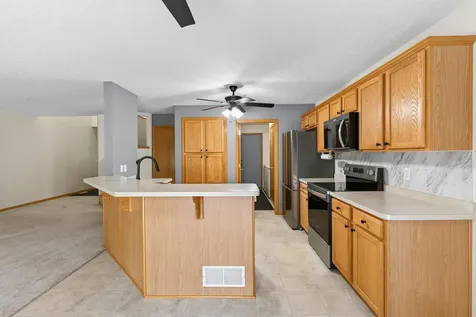 441 Pleasant Lane Chaska MN 55318