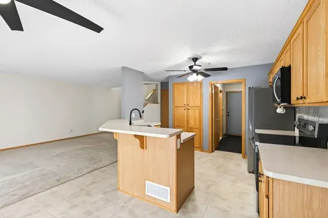441 Pleasant Lane Chaska MN 55318