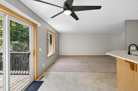 441 Pleasant Lane Chaska MN 55318