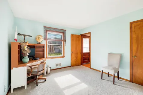 10519 Thomas Avenue S Bloomington MN 55431