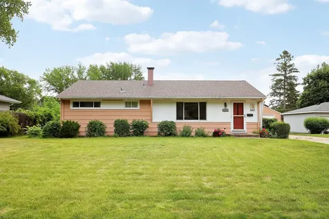 10519 Thomas Avenue S Bloomington MN 55431