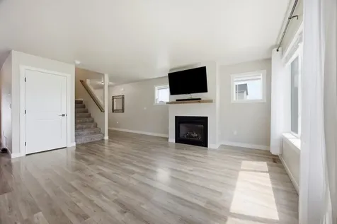 6204 63rd Avenue S Fargo ND 58104