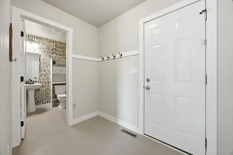 6204 63rd Avenue S Fargo ND 58104