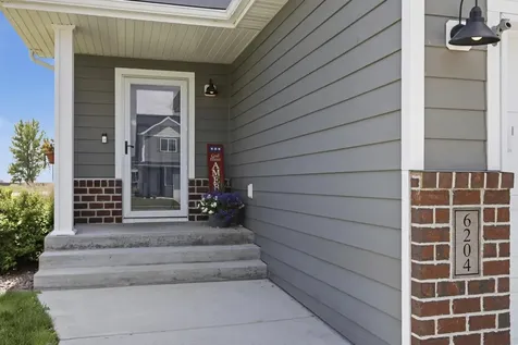 6204 63rd Avenue S Fargo ND 58104