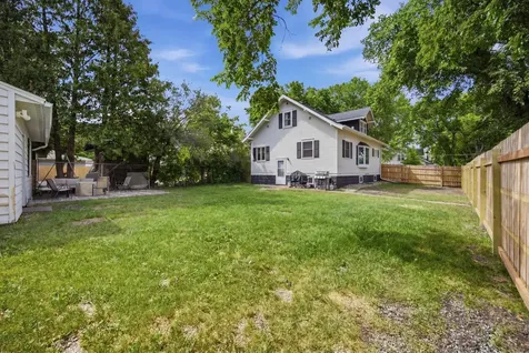 1402 8th Avenue S Fargo ND 58103