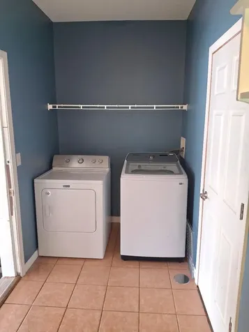 2704 Oak Ridge Trail Woodbury MN 55125