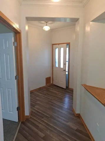 2704 Oak Ridge Trail Woodbury MN 55125