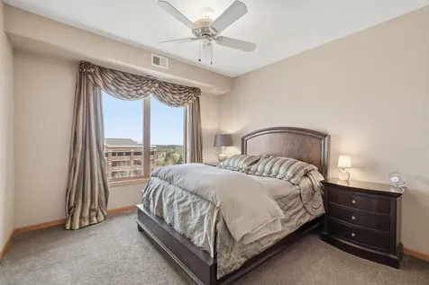 5275 Grandview Square Edina MN 55436