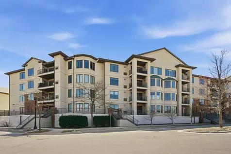 5275 Grandview Square Edina MN 55436