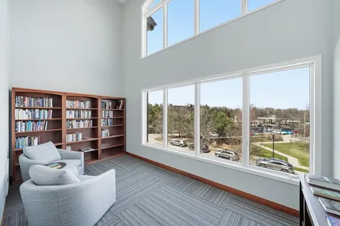 5275 Grandview Square Edina MN 55436