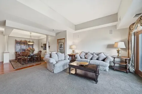 5275 Grandview Square Edina MN 55436