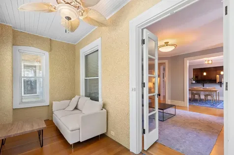 2011 Emerson Avenue S Minneapolis MN 55405