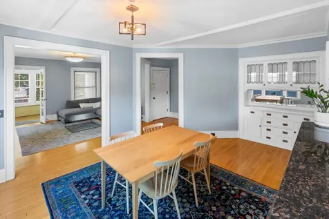 2011 Emerson Avenue S Minneapolis MN 55405