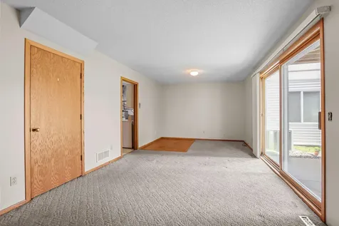 8792 Norway Street NW Coon Rapids MN 55433