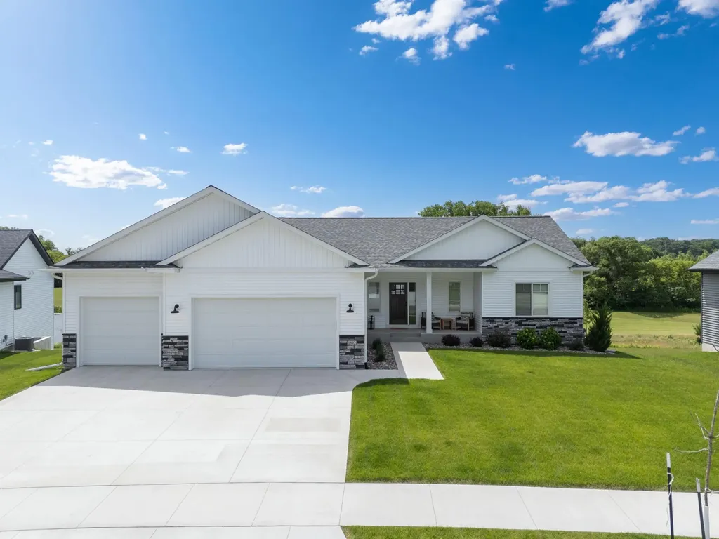 1892 Hadley Hills Drive NE Rochester MN 55906