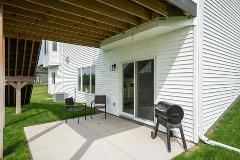 1892 Hadley Hills Drive NE Rochester MN 55906