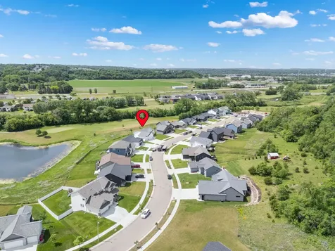 1892 Hadley Hills Drive NE Rochester MN 55906