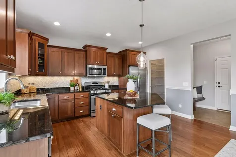 2715 Fieldstone Drive Victoria MN 55386