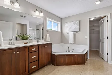 2715 Fieldstone Drive Victoria MN 55386
