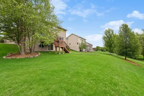 2715 Fieldstone Drive Victoria MN 55386