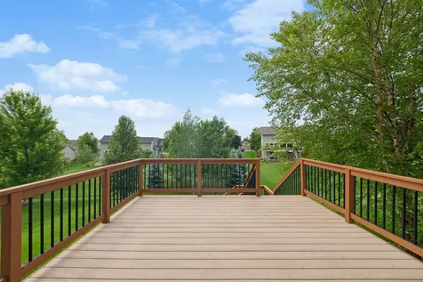 2715 Fieldstone Drive Victoria MN 55386
