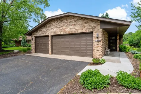 95 Holly Lane N Plymouth MN 55447