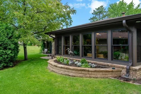 95 Holly Lane N Plymouth MN 55447
