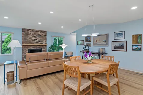 95 Holly Lane N Plymouth MN 55447