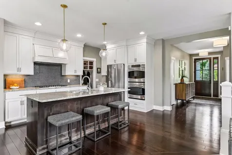 264 Benton Avenue Wayzata MN 55391