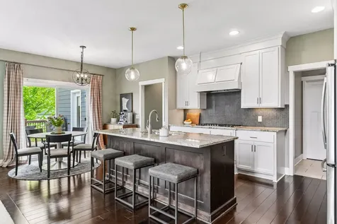 264 Benton Avenue Wayzata MN 55391