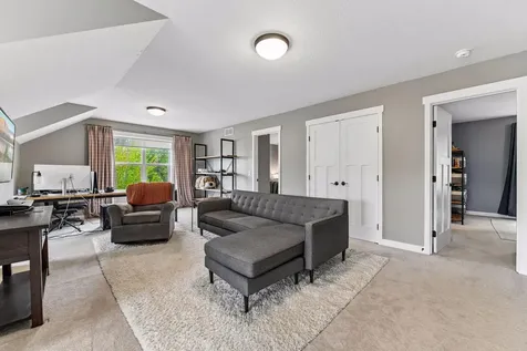 264 Benton Avenue Wayzata MN 55391