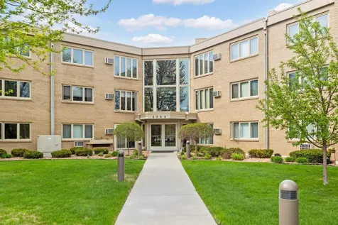 4360 Brookside Court Edina MN 55436
