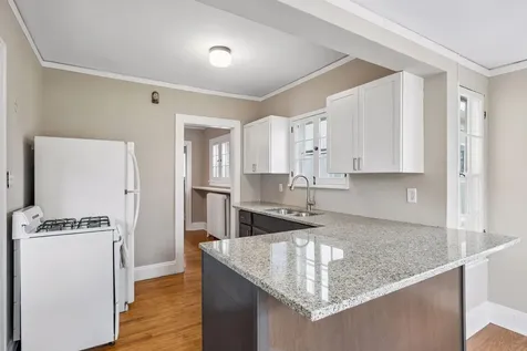 387 Cretin Avenue S Saint Paul MN 55105