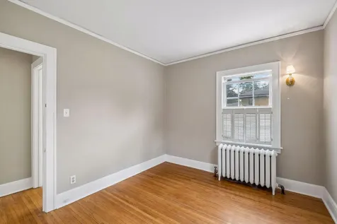 387 Cretin Avenue S Saint Paul MN 55105