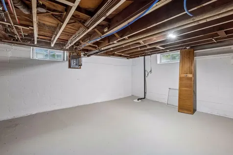 387 Cretin Avenue S Saint Paul MN 55105