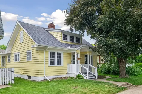387 Cretin Avenue S Saint Paul MN 55105