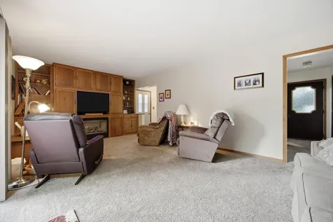 901 2nd Street E West Fargo ND 58078